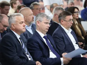 Более 60 нижегородских предпринимателей приняло участие во встрече заместителя губернатора Егора Полякова с бизнес-сообществом